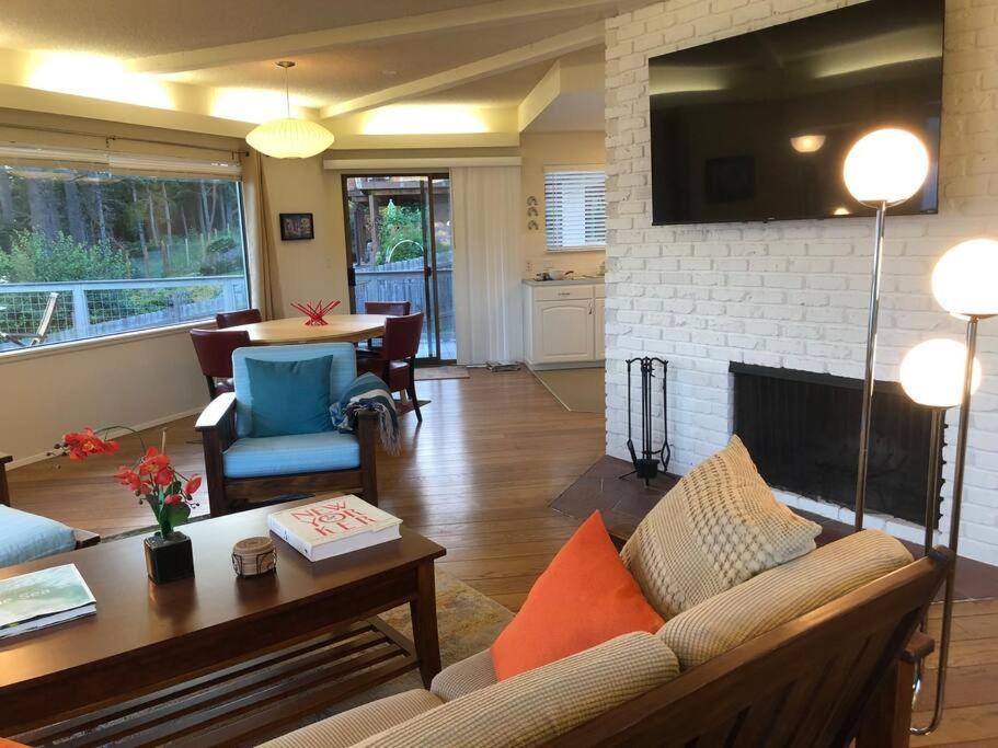Waterfront, Sunsets And Mountains Vila Port Townsend Exterior foto
